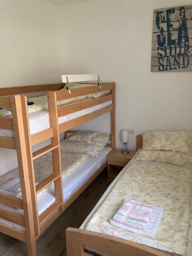 Balati Vendeghaz Apartment Balatonmariafurdo Bagian luar foto
